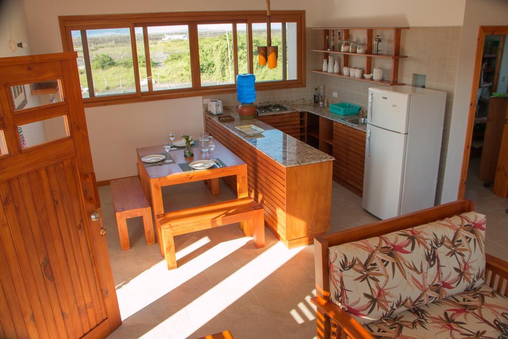 Chez Manany Galapagos Ecolodge Puerto Villamil Room photo